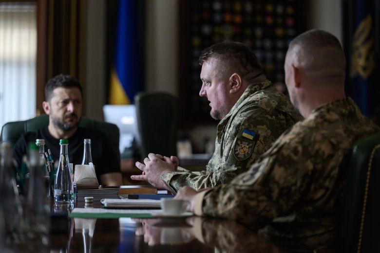Zelenskyy and the military
