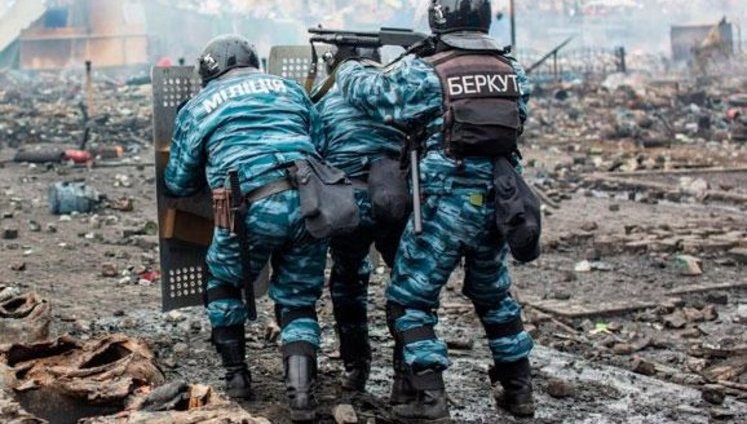 Розстріли на Майдані: суд заочно заарештував заступника міністра МВС при Януковичі