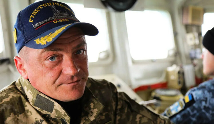 З полону повернувся екскомандир уже знищеного мінного тральщика "Генічеськ" Олександр Бойчук
