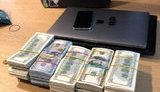 У организатора сети подпольных онлайн - казино изъяли 520 тыс. долл. и 140 тыс евро наличными, - Нацполиция. ВИДЕО+ФОТОрепортаж