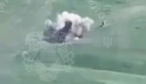 Tank crews eliminate group of occupiers on three motorcycles with cannon fire. VIDEO