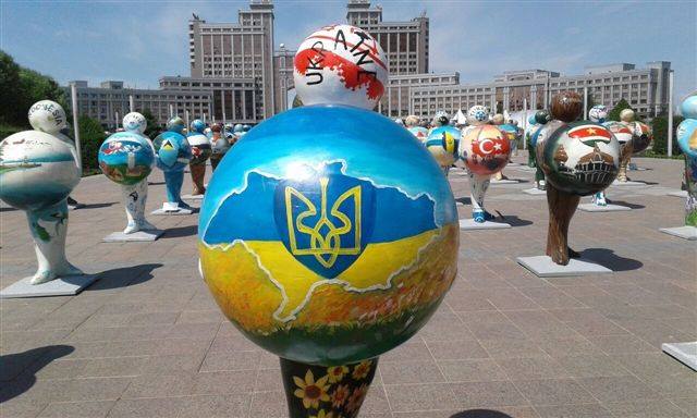 Kazakhstan shows map of Ukraine without Crimea 01 Kazakhstan shows map of Ukraine without Crimea 01