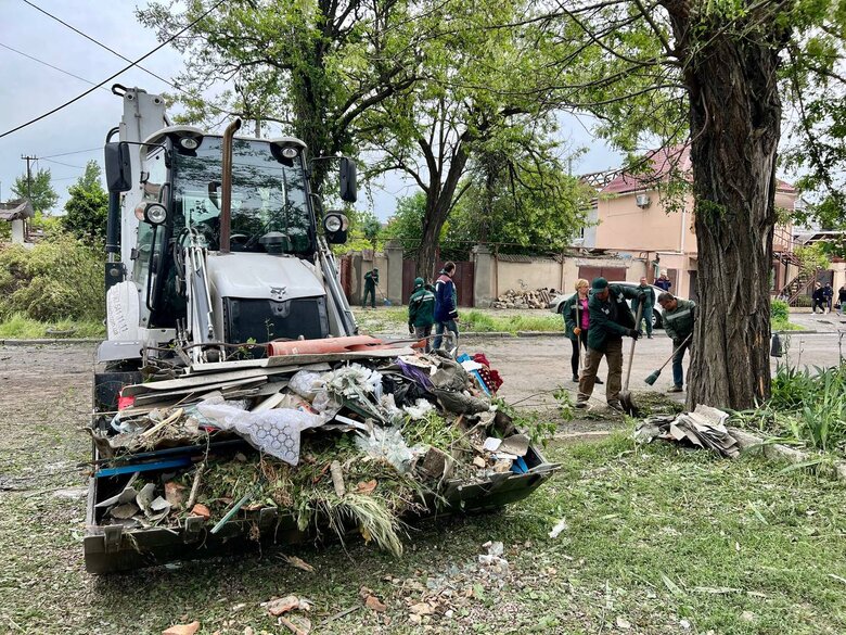 Consequences of morning shelling of Mykolaiv 01