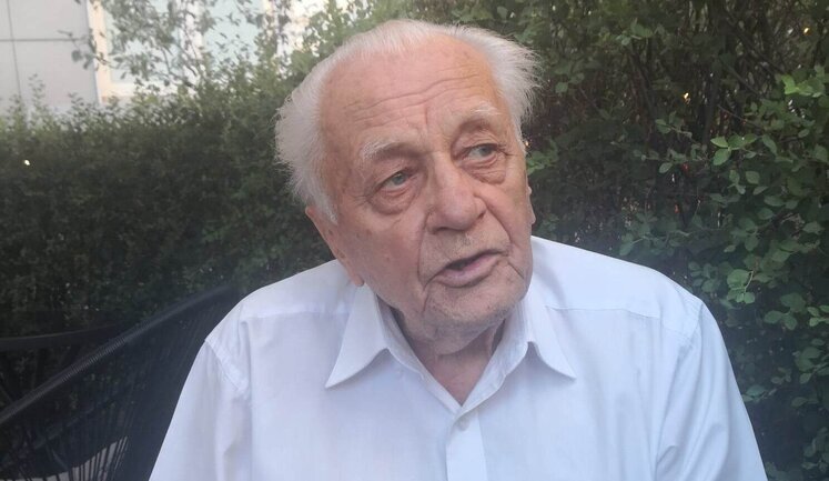 Степан Хмара: "На початку війни ми, старі партизани, вночі обходили свій квартал у Києві. Дивилися, чи нема диверсантів"