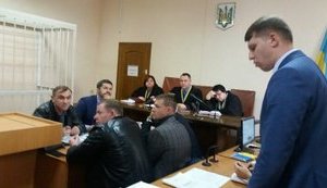Суд снова не смог провести заседание по группе Онищенко: не пришли адвокаты. ФОТОрепортаж