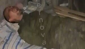 Occupiers torture their fellow soldier with electric shocks: "Crank hurdy-gurdy for this b#stard who stole from common fund". VIDEO 18+
