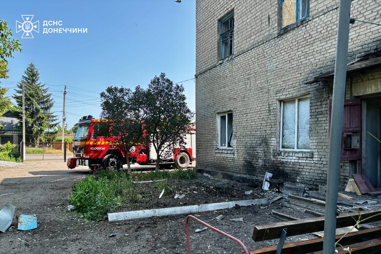 РФ нанесла удар по пожарной части в Родинском