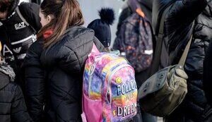 Количество беженцев из Украины со статусом временной защиты в ЕС за месяц выросло на 33,7 тысяч, - Евростат