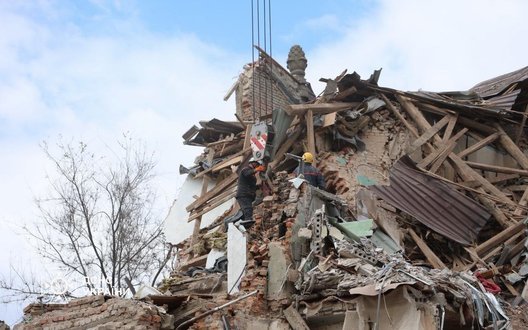 Удар РФ по 4-поверхівці в Дніпрі: аварійно-рятувальні роботи завершено. ФОТОрепортаж