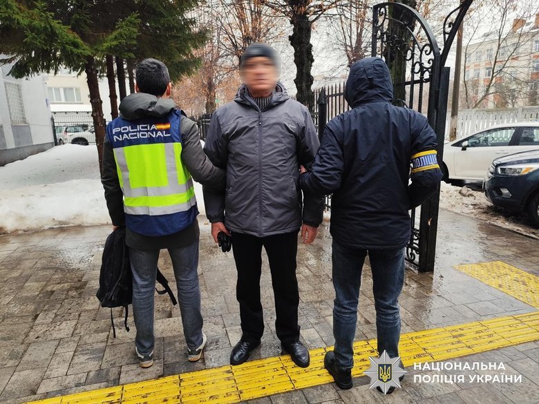 Розшук Інтерполу: у Волинській області затримали засудженого за тяжкі злочини іноземця