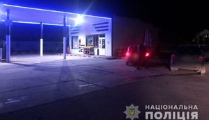 П'яний житель Івано-Франківщини порушив ПДР і побив поліцейського. ФОТО