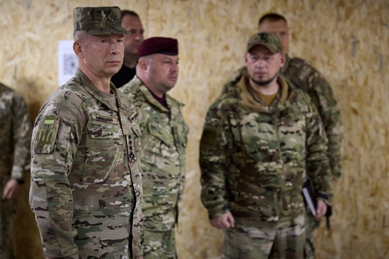 Зеленский встретился с воинами в Донецкой области. Был доклад Сырского