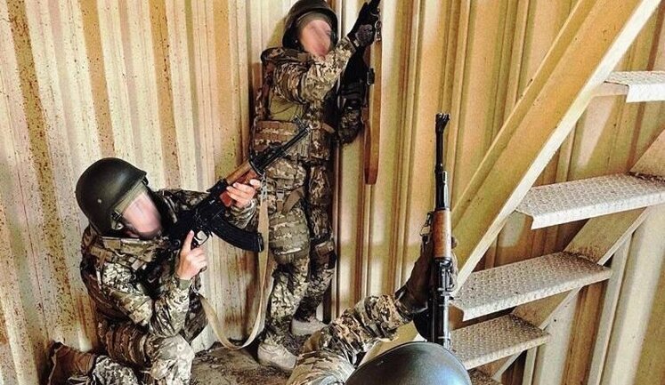 Міноборони тестує дві моделі жіночих бронежилетів. ВІДЕО+ФОТОрепортаж