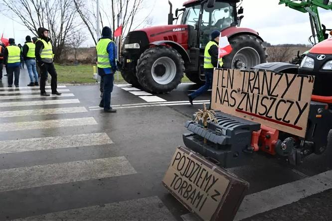 Скільки Україна втратить від заборони експорту агропродукції в країни ЄС 01