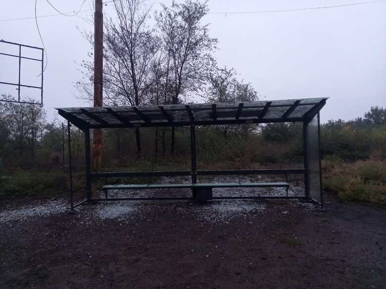 Россияне обстреляли Селидово, Авдеевку и другие населенные пункты Донбасса. Повреждены школа, детсад и более 30 домов 02