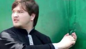 У священников УПЦ МП уже есть ключи от Десятинной церкви: У апостола Петра тоже был ключ от рая. Мы не будем поддаваться на провокации. ВИДЕО.