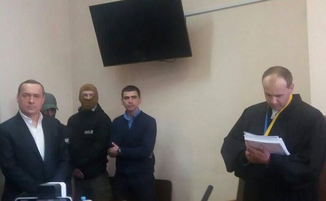 Мартиненка відпустили на поруки народних депутатів 01