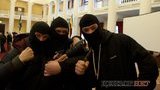 Некоторые "свободовцы" пришли в КГГА в черных масках и с ножами. ФОТОрепортаж