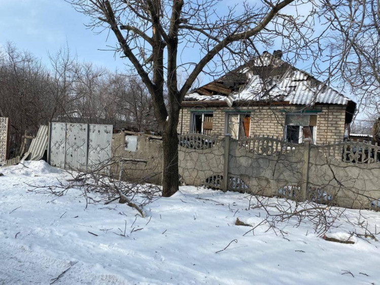 Окупанти накривають вогнем Золоте кожні 20 хвилин 04