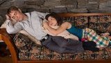 Женщина с необычной работой: полежать в объятиях можно за 60 долларов в час. ФОТОрепортаж