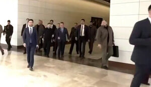 Зеленский обратился к Путину из аэропорта Анкары: "Я здесь". ВИДЕО