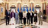 Зеленский вручил награды