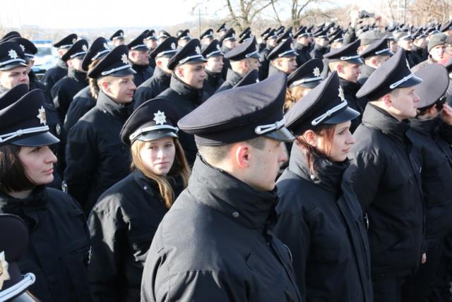 чернигов полиция присяга патрульная патрульные