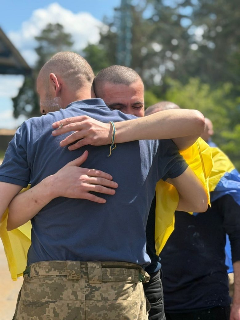 Відбувся обмін полоненими між Україною та РФ