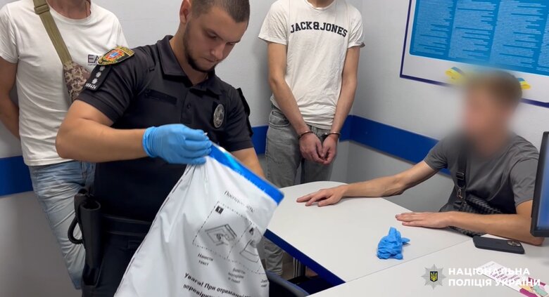 Чоловік хотів підпалити ТЦК в Ізмаїлі: його затримали