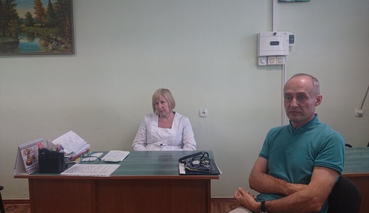 Vinnytsia MSEC doctor Vlasiuk bought 13 apartments and three Teslas. He issued luxury property in center of Kyiv for his retired wife, media reports