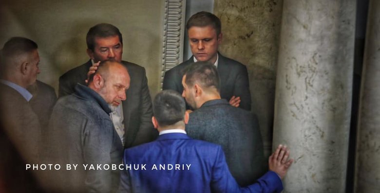 Спецоперація Діма: що буде далі і чому Слуги так бояться нової групи Разумкова 03