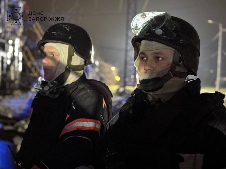 наслідки ворожого обстрілу запоріжжя 6 грудня