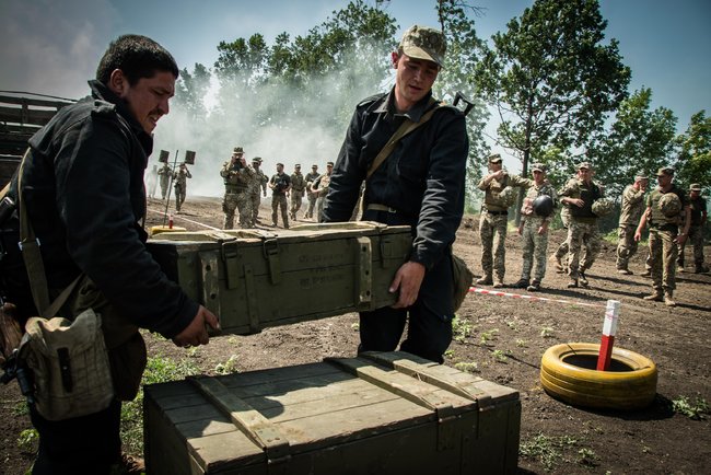 Змагання на найкращий танковий екіпаж відбулися на Донеччині 04