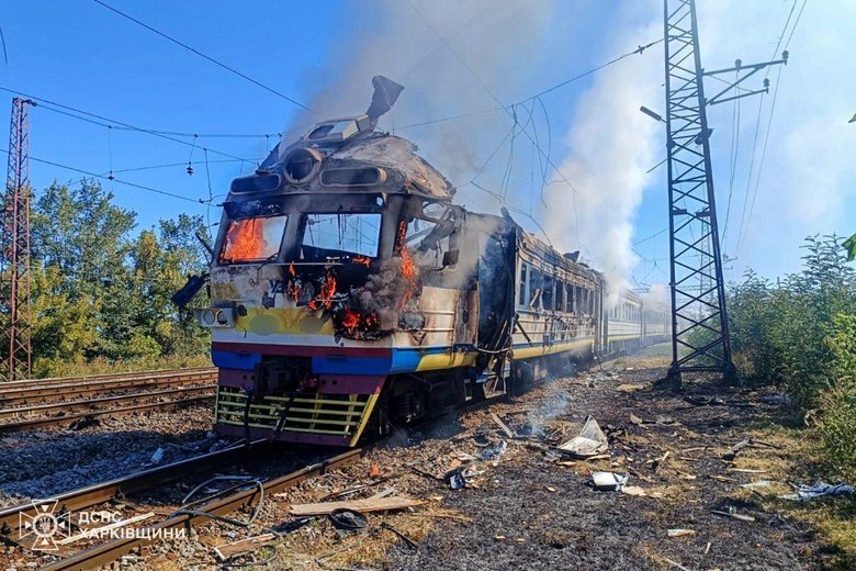Удар по потягу на Харківщині: є постраждалі