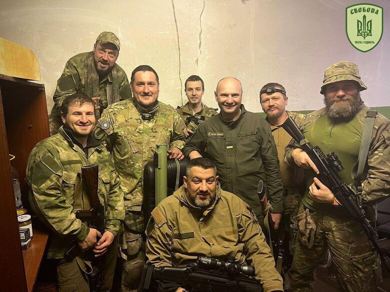 Володимир Ращук: Ми, як хижаки, полювали на їхні танки та БМП, тому що вони вже так задовбали! Не можу описати цю злість і азарт, які тоді були в очах пацанів 06