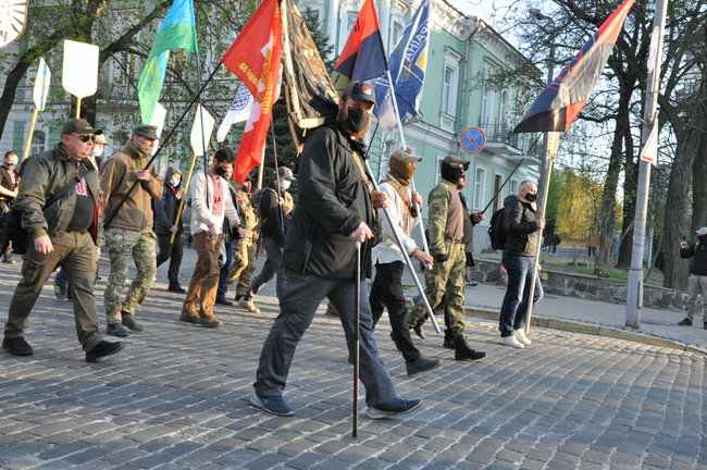 У центрі Києва відбувся марш вишиванок на честь дивізії СС Галичина 31