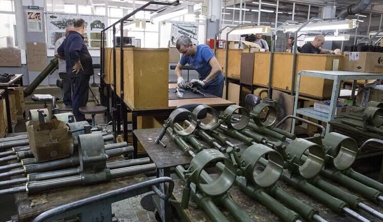 Доля украинского оружия на фронте составляет 40%. Производство выросло в 35 раз, - Шмыгаль