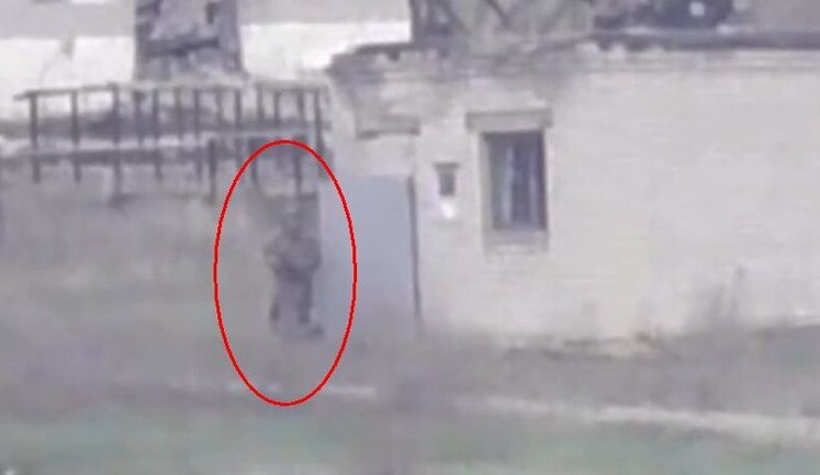 Sniper hits occupier in Avdiivka direction. VIDEO