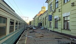 Aftermath of massive shelling of Lozova in Kharkiv region. PHOTOS