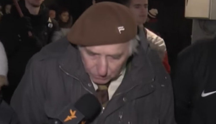 "Хоча мені 82, але стріляю я чудово. Нехай росіяни і лукашисти знають про це", - учасник протестів у Мінську Гриб. ВIДЕО