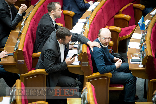 Час Кабмина в ВР и Занепад влади у Семенченко, - день работы Рады 15 марта 14
