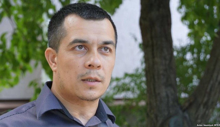 Police in Russian-occupied Crimea detain well-known lawyer