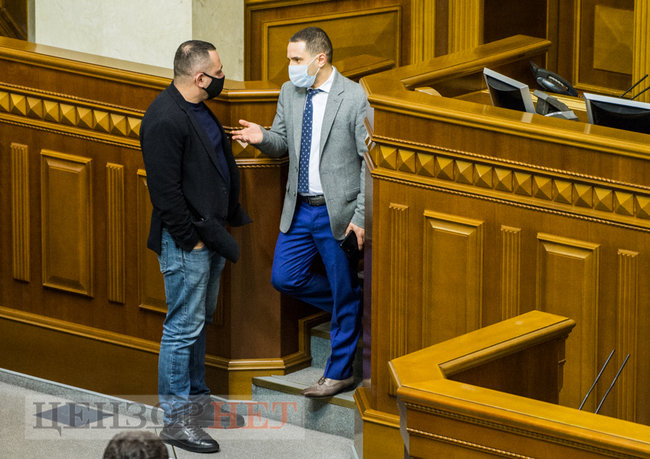 Некарантинні вітання слуг народу, обговорення фейкових довідок про щеплення і збір Медяником майже 150 тис. грн, - день роботи ВР 2 грудня 05