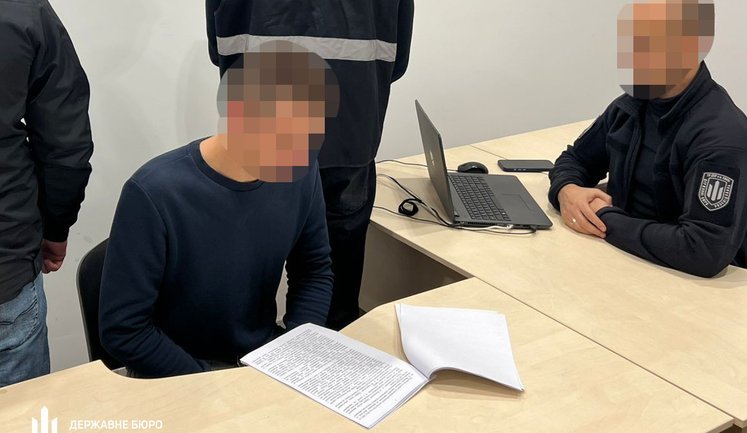 Повідомлено про підозру начальнику фінслужби: чоловік нараховував зарплату звільненим військовим. ФОТОрепортаж