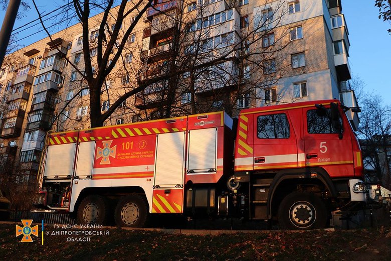 Два человека погибли в результате пожара в квартире многоэтажного дома в Днепре, - ГСЧС 01