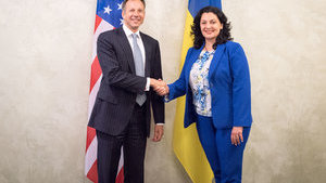 США приветствуют анбандлинг "Нафтогаза"