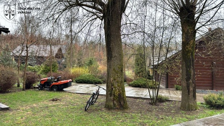 Правоохоронці викрили схему привласнення земель природно-заповідного фонду Києва