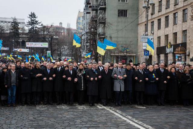 майдан порошенко марш память евромайдан достоинства