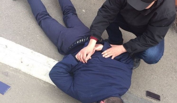 Таможенники на Харьковщине попались на взятках в 19,5 тыс. грн. ФОТОрепортаж