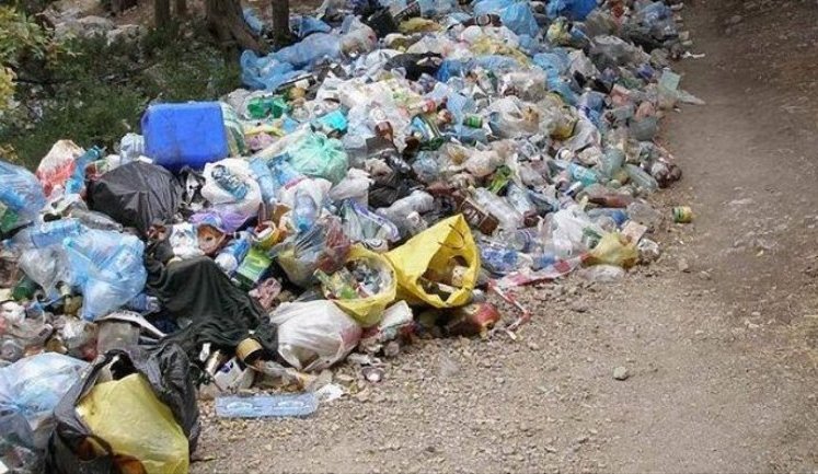 В Україні хочуть посилити штрафи за сміття: скільки платитимуть громадяни та бізнес